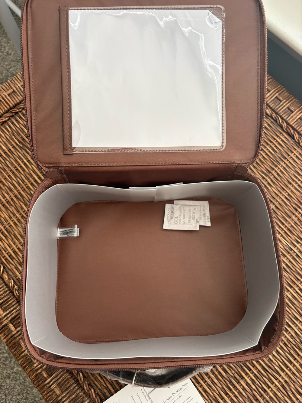 BEIS Brown Leather Cosmetic Case - Picture 4 of 5